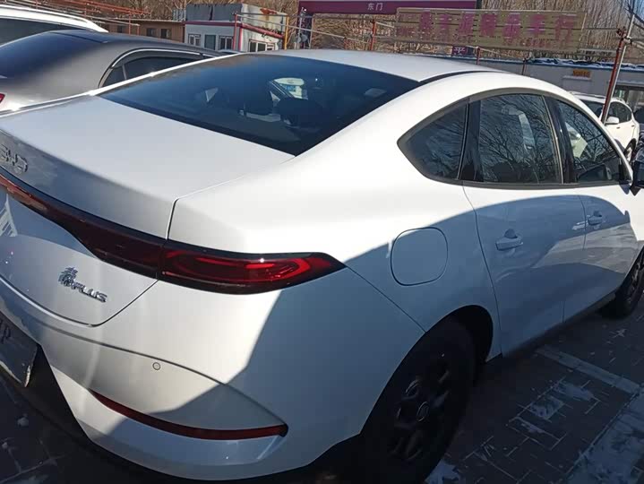 Фото 3 - BYD Qin Plus