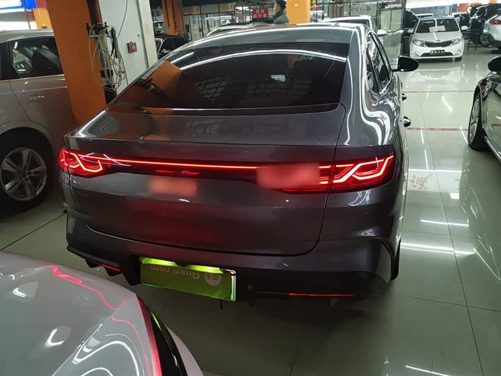 Фото 6 - BYD Qin L