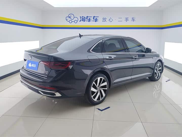 Фото 3 - Volkswagen Sagitar L