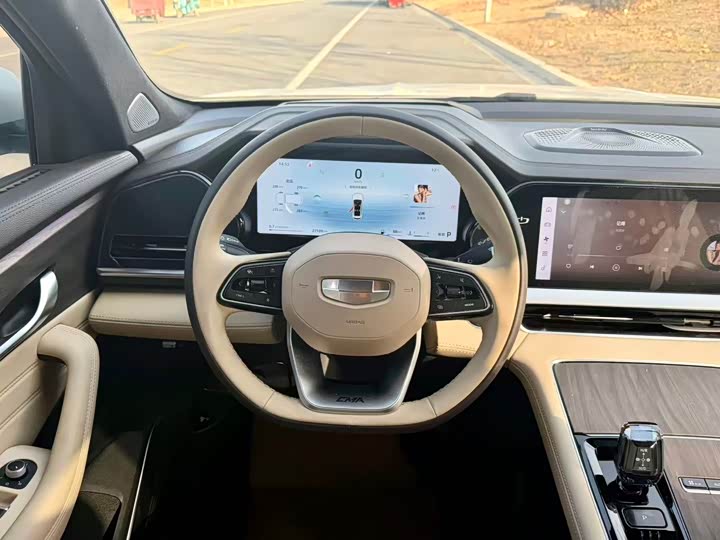 Фото 5 - Geely Monjaro