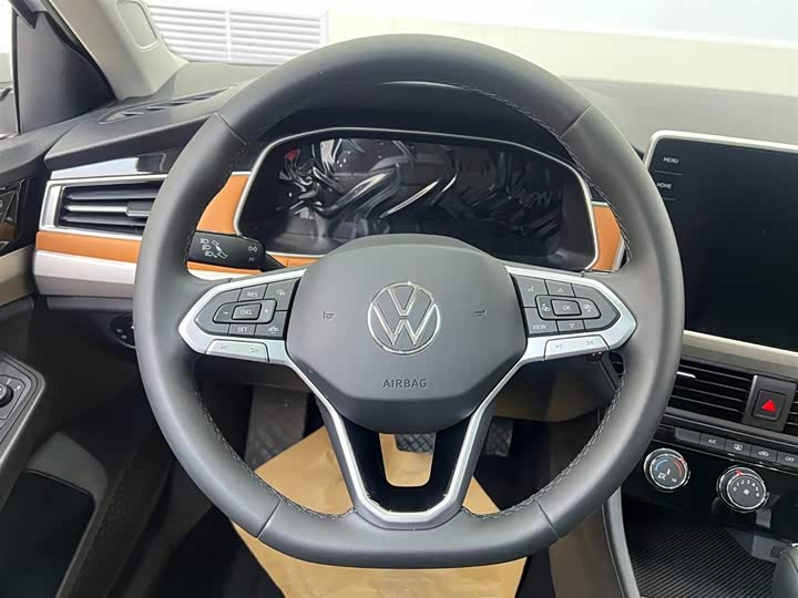 Фото 8 - Volkswagen Bora