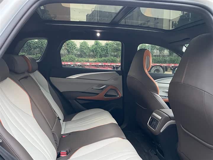 Фото 7 - BYD Song Pro