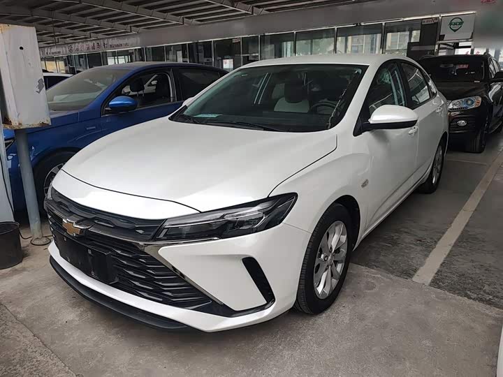 Фото 2 - Chevrolet Monza