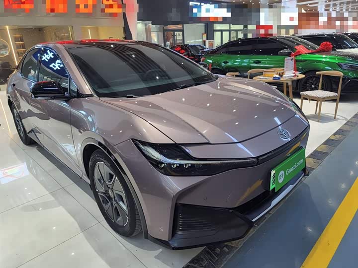 Фото 4 - Toyota bZ3