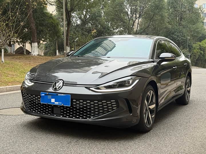 Фото 1 - Volkswagen Lamando L