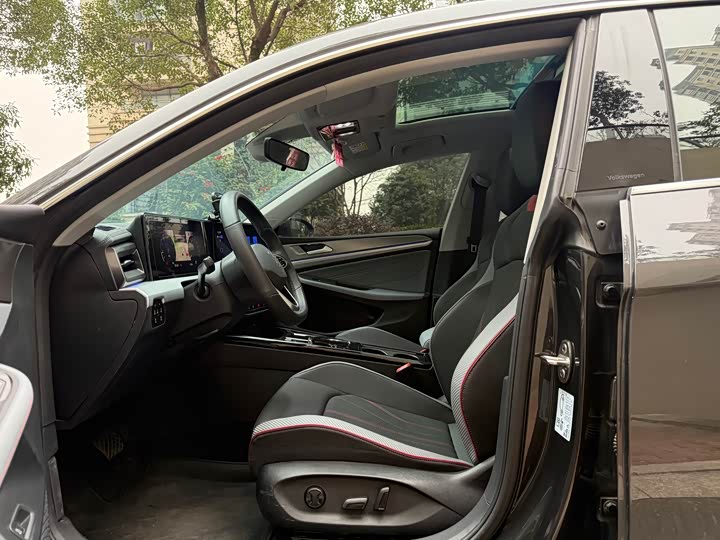 Фото 4 - Volkswagen Lamando L