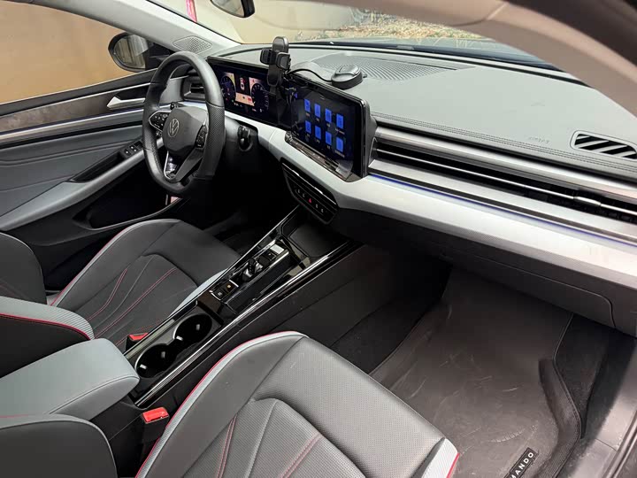 Фото 8 - Volkswagen Lamando L