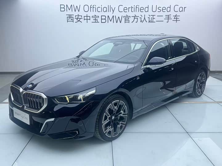 Фото 1 - BMW 5 Series