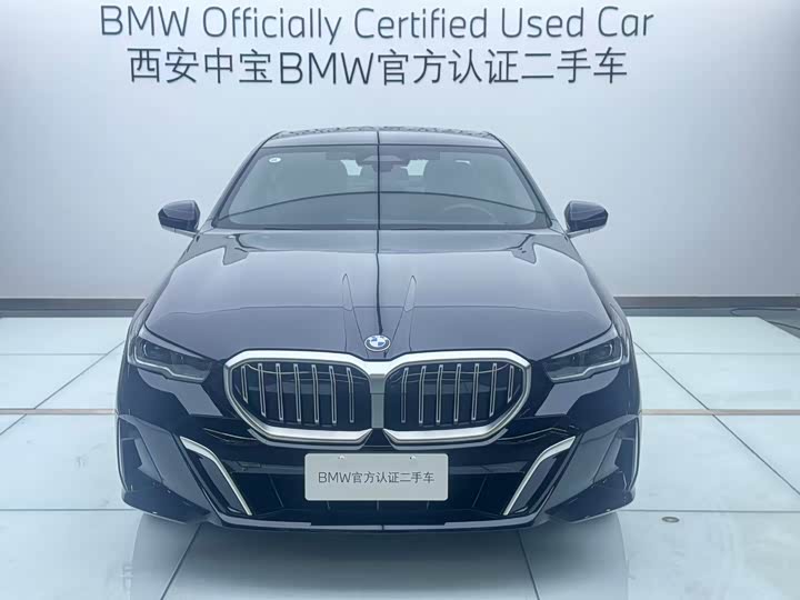 Фото 2 - BMW 5 Series