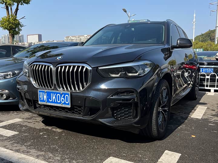 Фото 1 - BMW X5