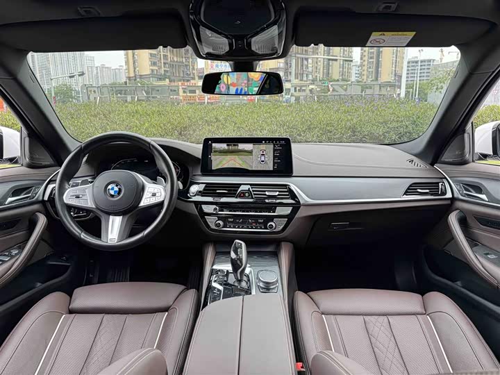 Фото 9 - BMW 5 Series