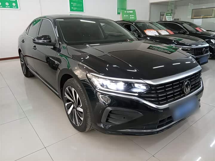 Фото 4 - Volkswagen Passat