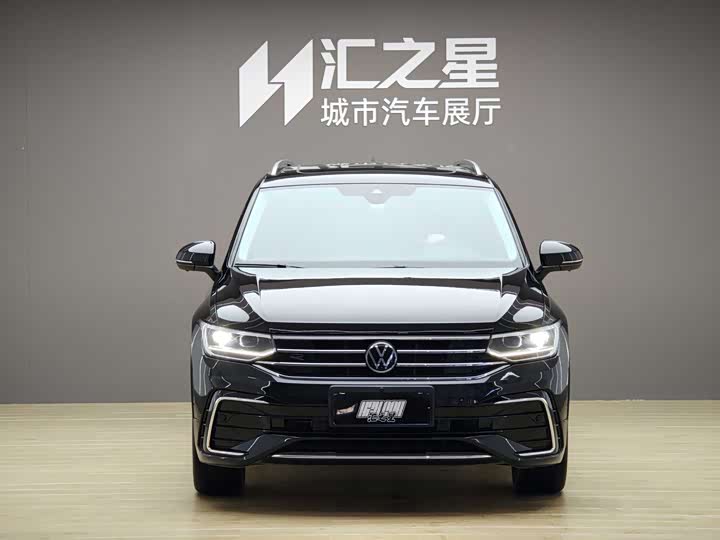 Фото 4 - Volkswagen Tiguan L Pro