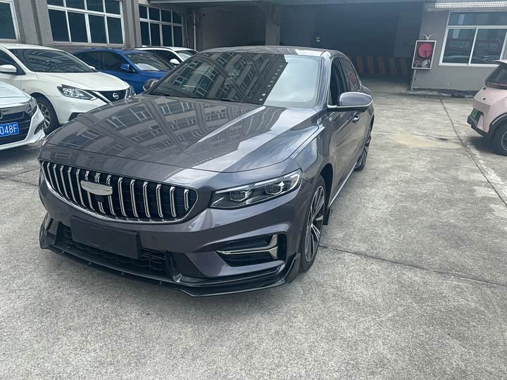 Фото 1 - Geely Preface