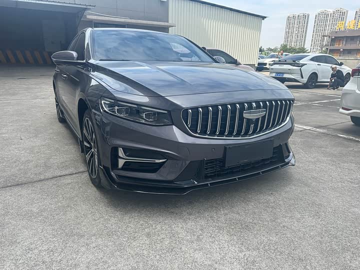 Фото 3 - Geely Preface