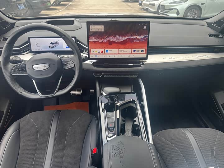 Фото 6 - Geely Preface