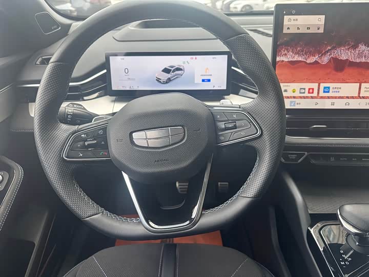 Фото 7 - Geely Preface