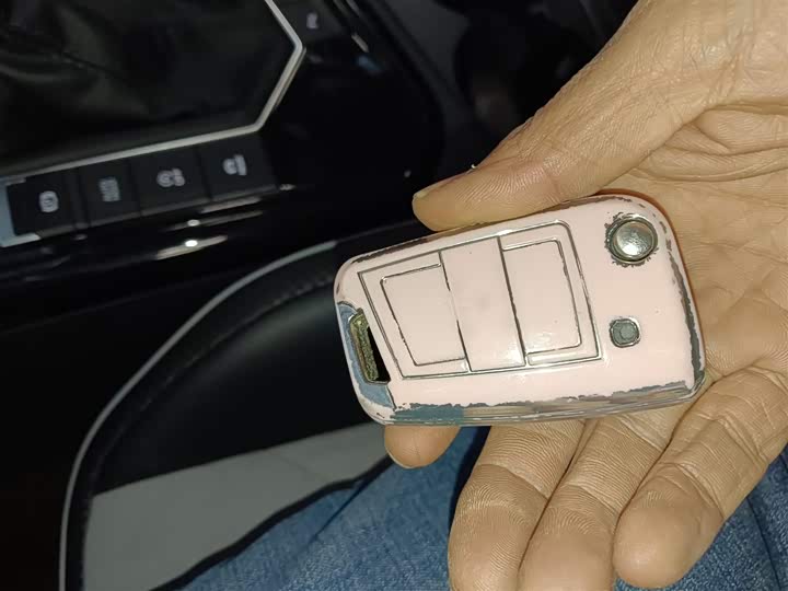 Фото 9 - Volkswagen Tayron X