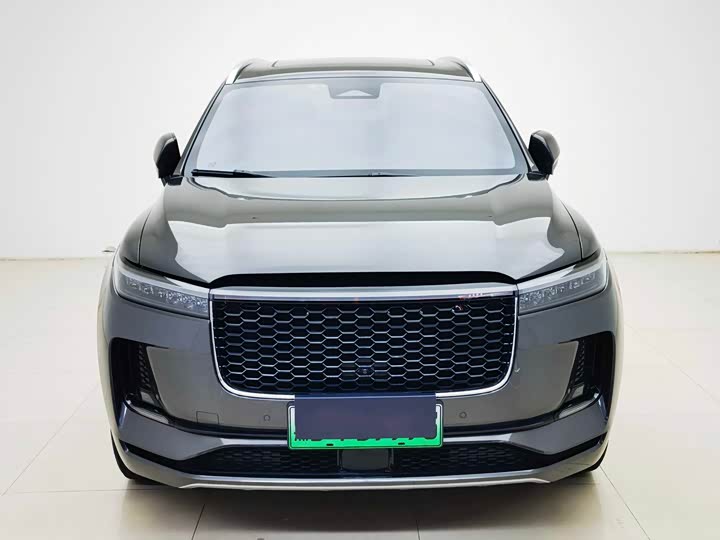 Фото 2 - LiXiang One