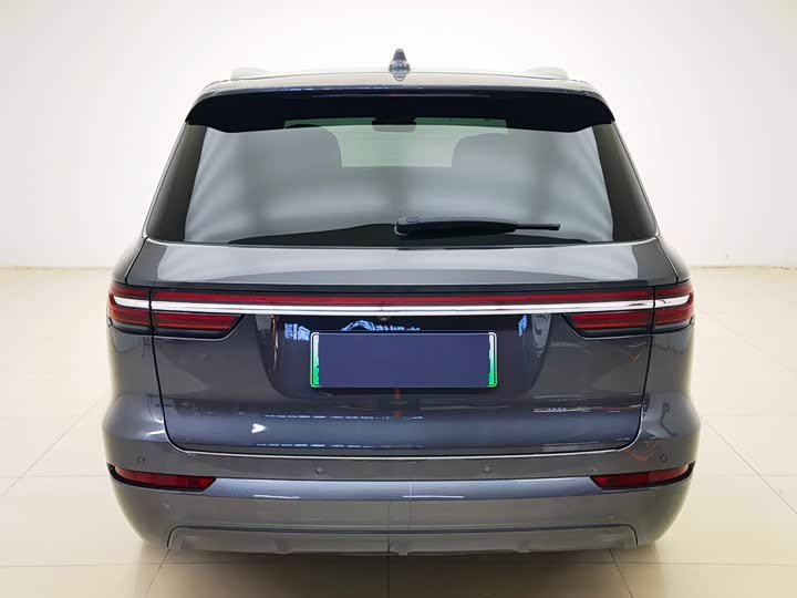 Фото 5 - LiXiang One