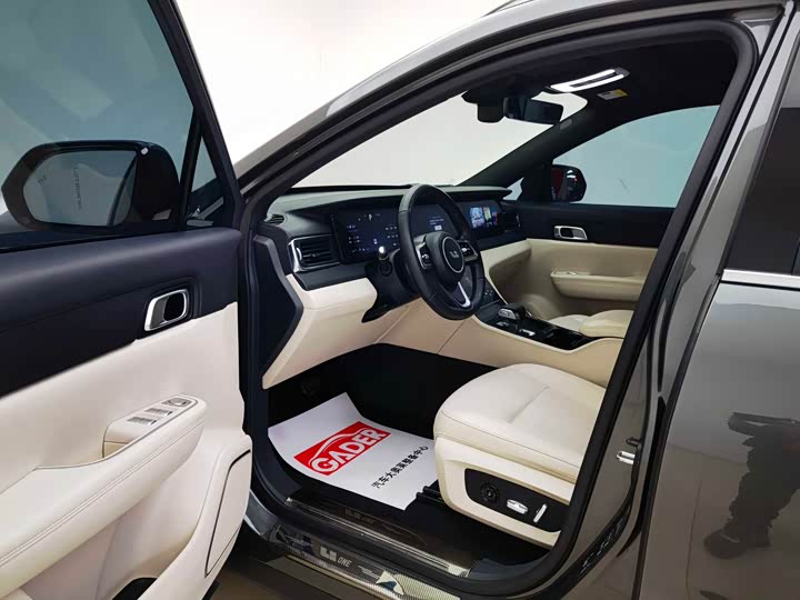 Фото 7 - LiXiang One