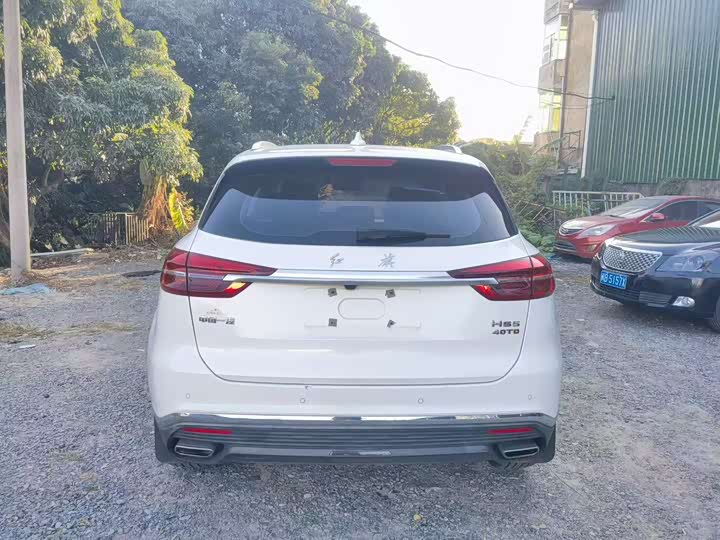 Фото 8 - Hongqi HS5