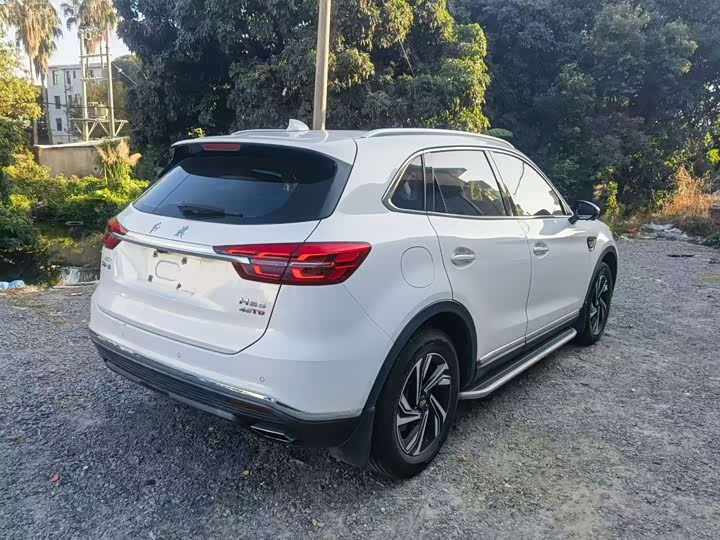 Фото 9 - Hongqi HS5