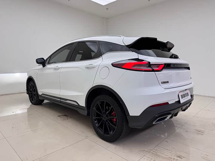 Фото 4 - Geely Emgrand GS