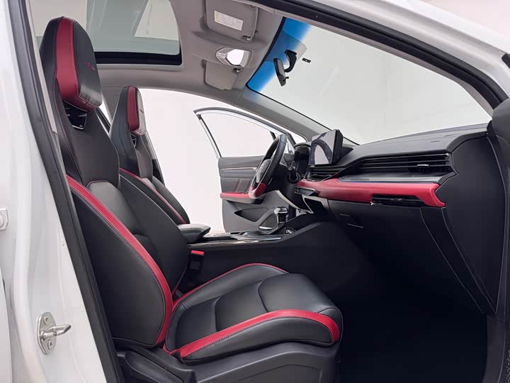 Фото 8 - Geely Emgrand GS