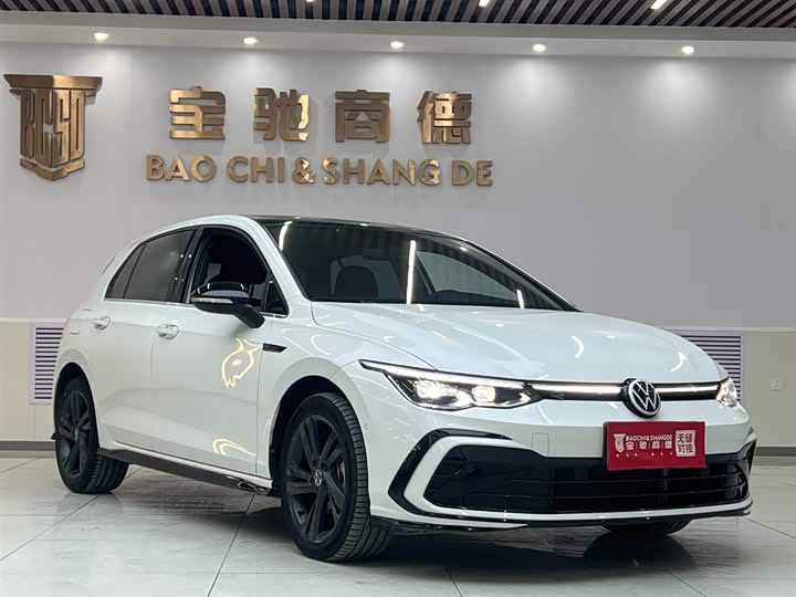 Фото 3 - Volkswagen Golf