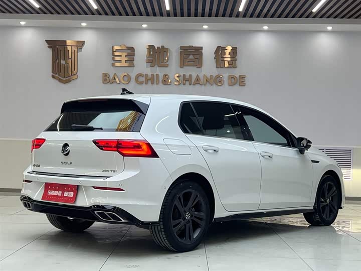 Фото 4 - Volkswagen Golf