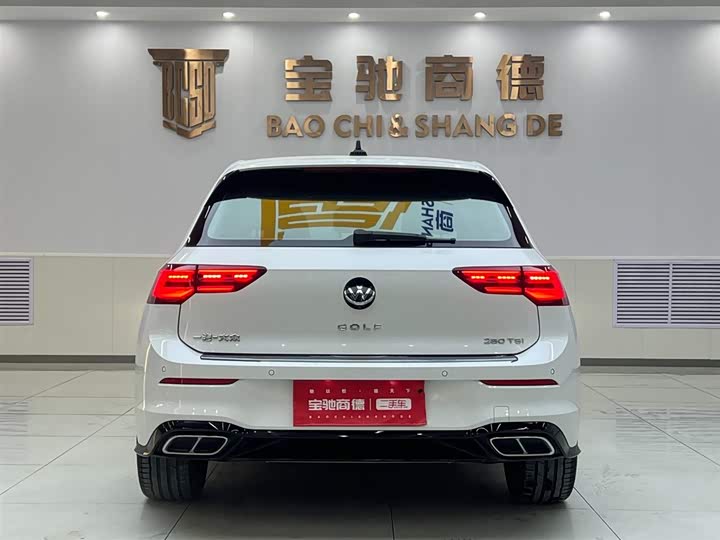 Фото 5 - Volkswagen Golf