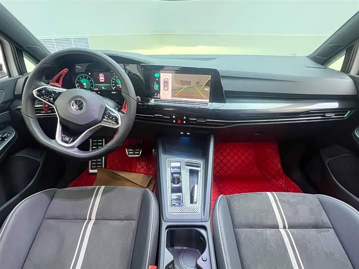 Фото 7 - Volkswagen Golf