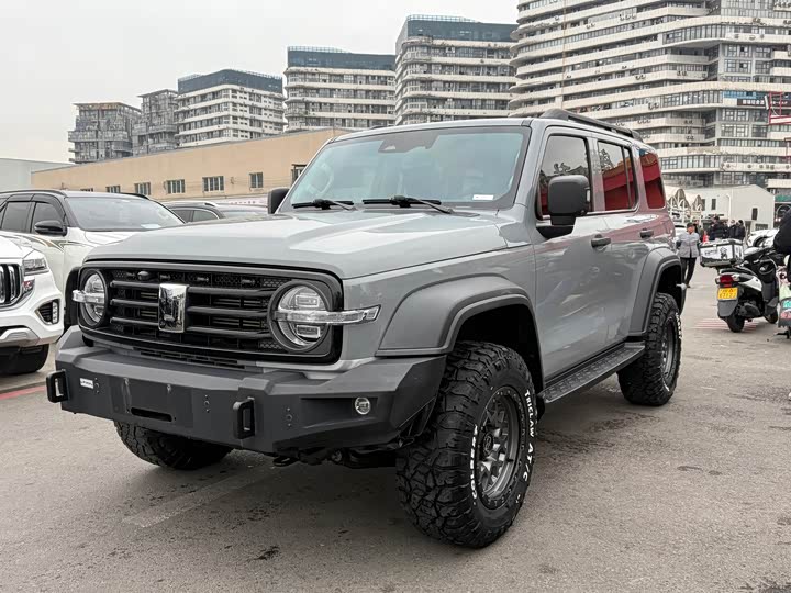 Фото 1 - Tank 300