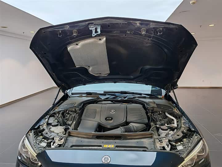 Фото 9 - Mercedes-Benz C-Class