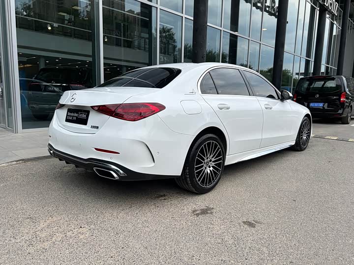 Фото 4 - Mercedes-Benz C-Class