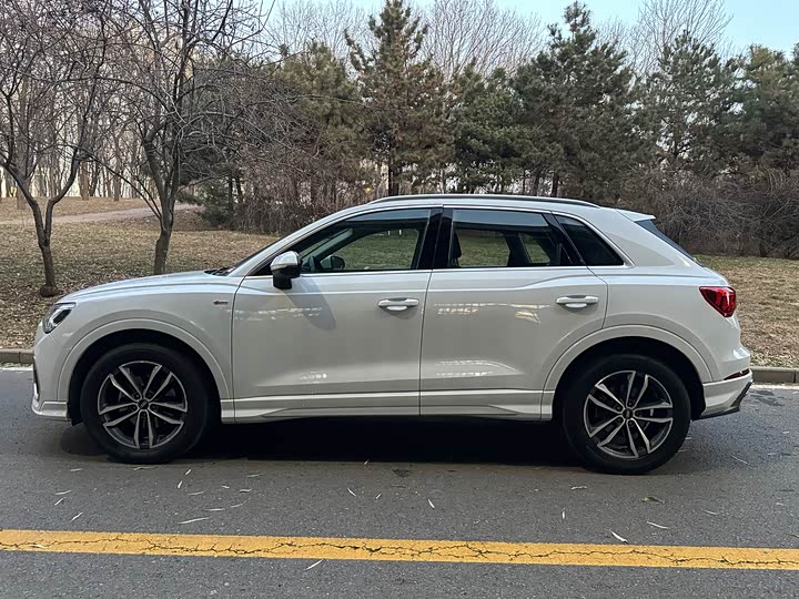 Фото 3 - Audi Q3