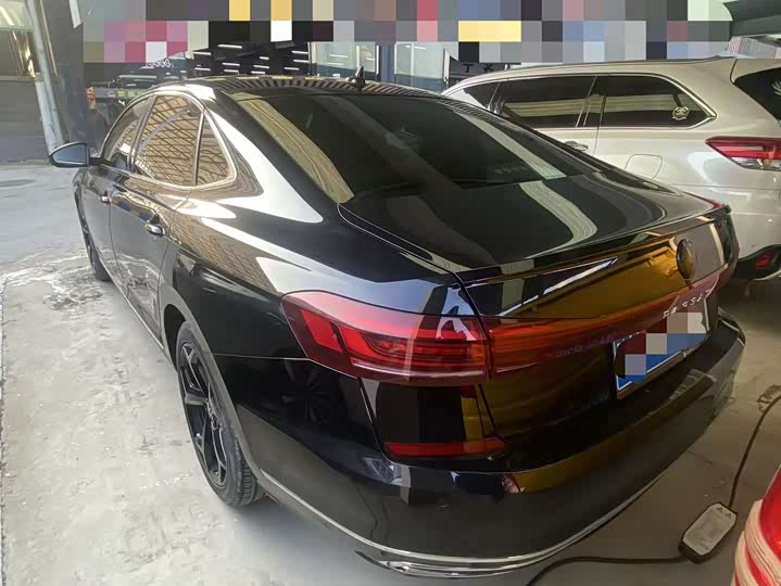 Фото 7 - Volkswagen Passat