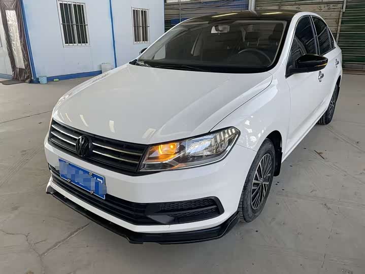 Фото 1 - Volkswagen Santana