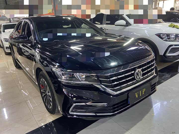 Фото 3 - Volkswagen Passat