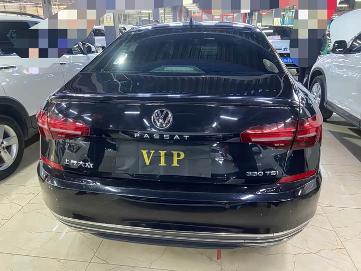 Фото 5 - Volkswagen Passat