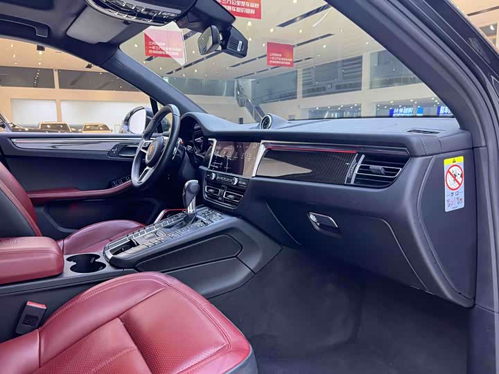 Фото 5 - Porsche Macan