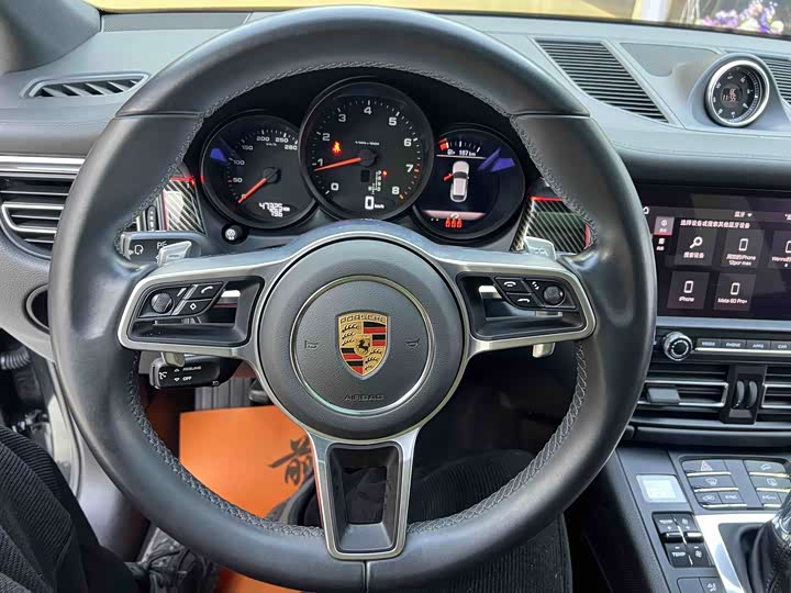 Фото 7 - Porsche Macan