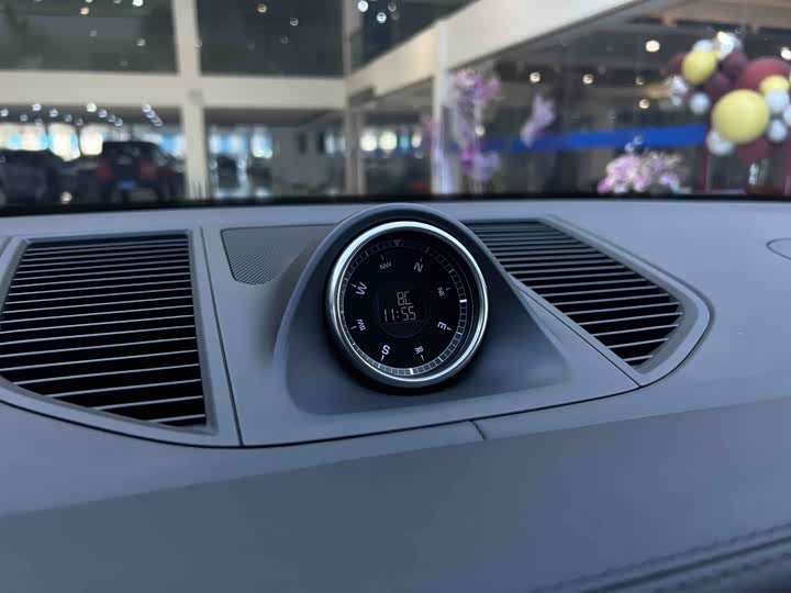 Фото 8 - Porsche Macan