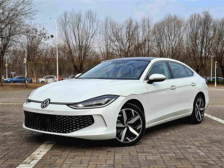 Фото 1 - Volkswagen Lamando L