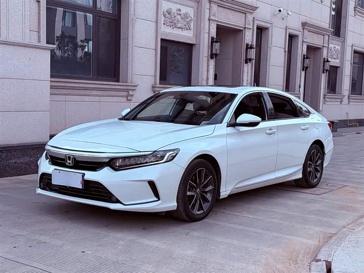 Фото 1 - Honda Inspire