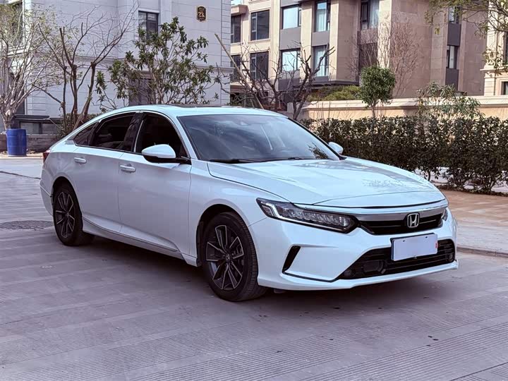 Фото 3 - Honda Inspire