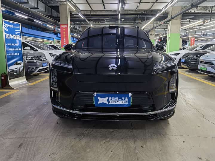 Фото 2 - Nio ES8