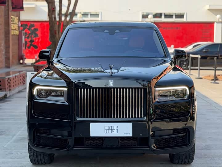Фото 1 - Rolls-Royce Cullinan