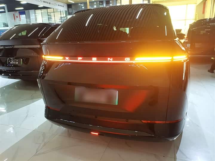 Фото 6 - XPeng X9